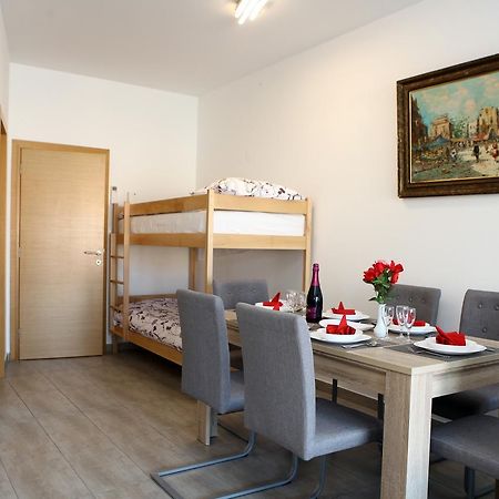 Charming San Simon Beach Apartment Jn Izola Εξωτερικό φωτογραφία