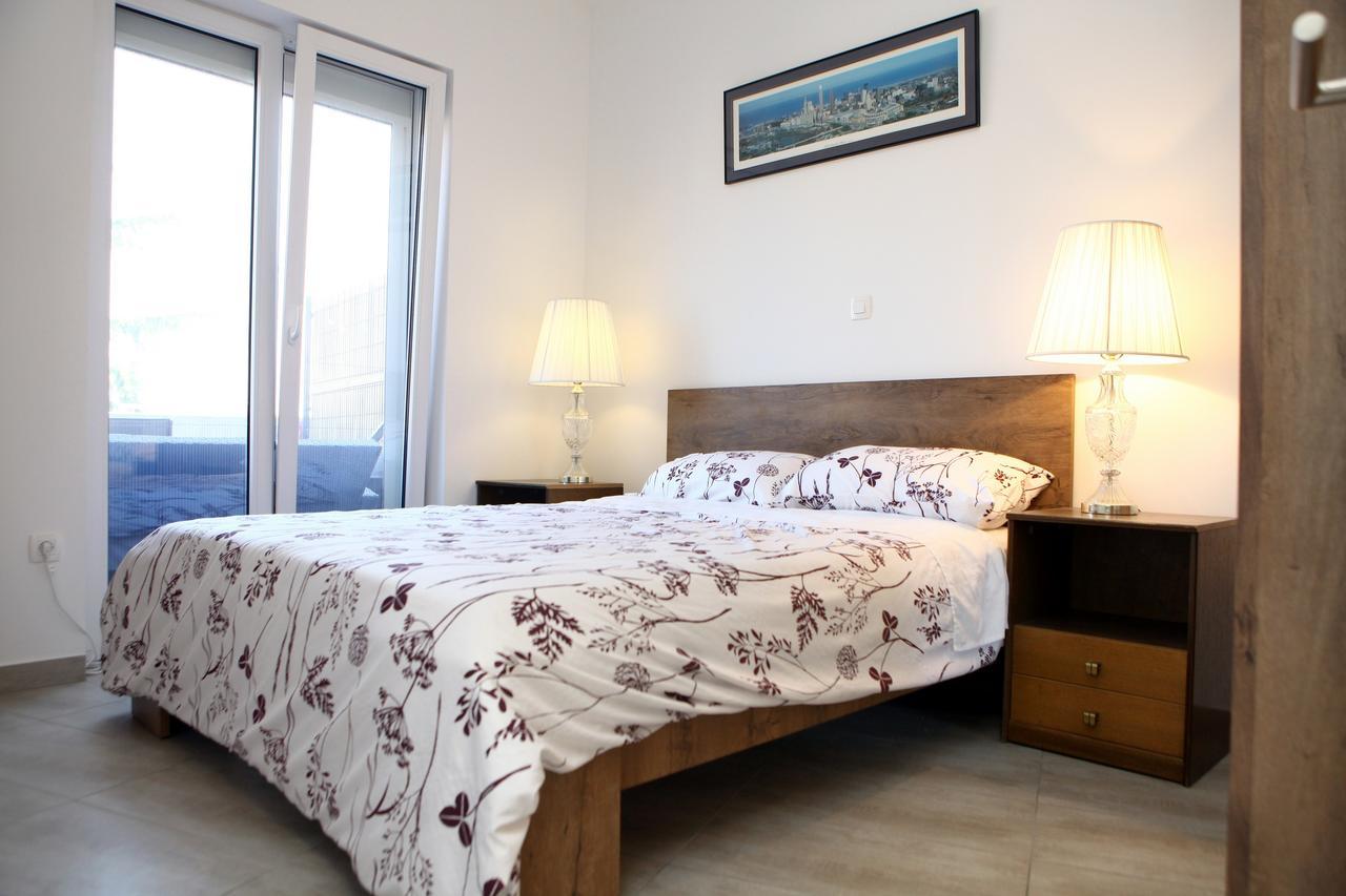 Charming San Simon Beach Apartment Jn Izola Εξωτερικό φωτογραφία