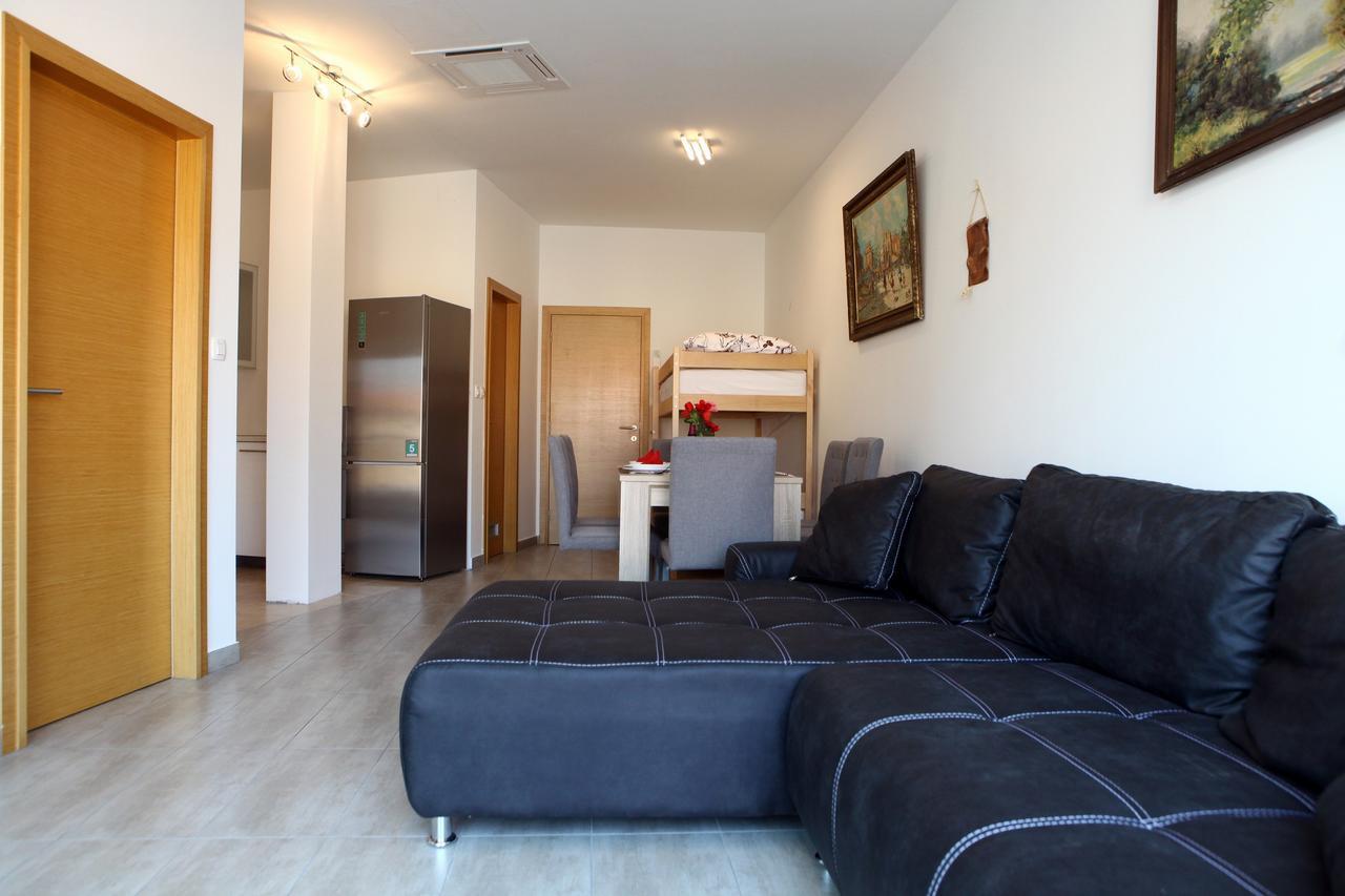 Charming San Simon Beach Apartment Jn Izola Εξωτερικό φωτογραφία